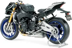 タミヤ 1/12 ヤマハYZF-R1M \"バリー・シーン\" プラモデル 完成品 タミヤ 1/12 ヤマハYZF-R1M 