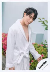 【中古】生写真(ジャニーズ) Snow Man/宮舘涼太/膝上/シングル「HELLO HELLO」MV＆ジャケ写オフショット/公式生写真