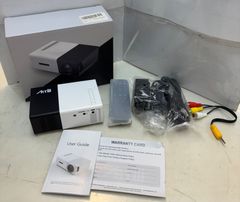 ASAKUKI プロジェクター 家庭用 4K対応 天井投影可能 動作確認済み