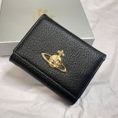 美品 未使用　Vivienne Westwood ヴィヴィアンウエストウッド ショートウォレット　　豚革柄　牛革素材　財布  カード入れ　レザー　小銭入れ　気質 レディース　可愛いウォレット　金入れ　折りたたみ財布　13138　ブラック　三つ折りたたみ財布