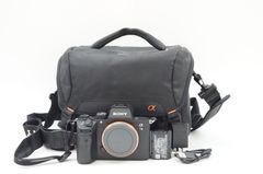 L221537)SONY α7III 本体 ILCE-7M3 ボディ フルサイズ ミラーレスカメラ