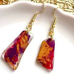 現代アート ピアス フックタイプ  赤 ハンドメイド