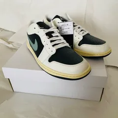 Nike WMNS Air Jordan 1 Low 