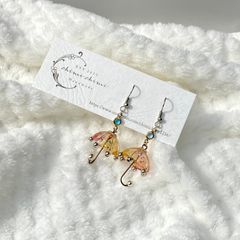 暖色パラソルピアス　大きめ