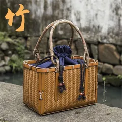 母の日 ハンドメイド 白竹 籠 工芸品 手編み かごバッグ バンブーバスケット 籠 かご バッグ コンパクト 巾着 手作り 篭 かご 工芸品 工藝 民藝 民芸 竹籠 竹細工 かご バスケット プレゼント ギフト 竹製SGYP009