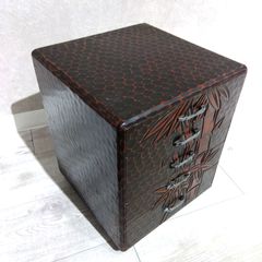 昭和レトロ 鎌倉彫 小引き出し 竹彫文様 漆調仕上げ 裁縫箱／小物収納箱 A379