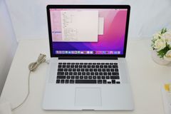 i7搭載バージョン MacBook Pro Retina 15インチ Mid 2015 MacOS Monterey / Corei7 2.2GHz / RAM 16GB / SSD256GB 充放電回数148回