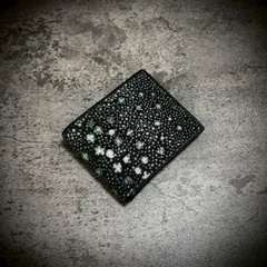 スタースティングレイ 二つ折り 財布 折財布 ガルーシャ カイラギ エイ革 ミニ財布 薄型 海の宝石 ブラック 黒