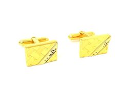 Item thumbnail for item ce0e0142-4d3f-4f52-ab5b-c73e09d9d6cd