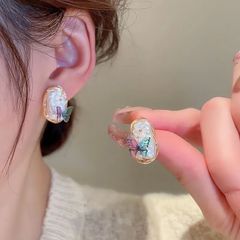 ピアス