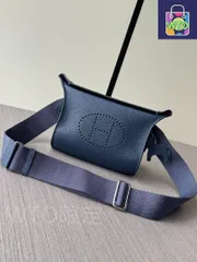 エルメス　ショルダーバッグ　21-WTO輸入1-CDW40