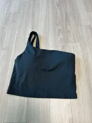 lululemon（ルルレモン） ブラトップ （ 4 サイズ 購入後 未着用)