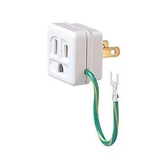 【新品・2営業日で発送】PANASONIC パナソニック 接地変換アダプタ／プラグ アースリード線付 極性なし 15A 125V ホワイト WH2890P