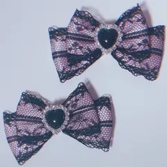 レースリボン ヘアクリップ ブラック ピンク♡量産型地雷系ハンドメイドゴスロリ推し活カラーヘアメ黒ハート