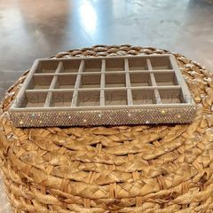 Item thumbnail for item 0db5de9b-d6fd-44df-a544-b1f5fc0b4134