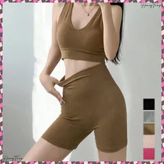 送料無料 2点セットアップトレーニングフィットネス ヨガウェアセット レディース カップ付きスポーツブラ 揺れない ノンワイヤー 無地 通気性 伸縮性 ハイウエスト 短パン スポーツウェアジム ハーフレギンス快適 上下セットリブ素材