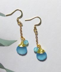 海のささやきシーブルーカルセドニーの揺れるピアス NO.70