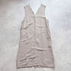 mb リネン　レーヨン　Vネック　ロング　ワンピース　ナチュラルコーデ　重ね着 ジャンパースカート