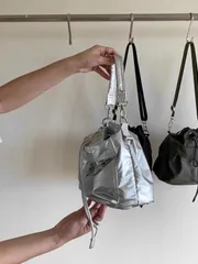 ショルダーバッグ 巾着デザイン 新作 ナイロン カジュアル 個性的なデザイン 夏 斜め掛けBB210