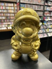 金のマリオ像 任天堂特約店ディスプレイ用 フィギュア 非売品