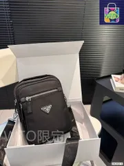 新品未使用 PRADA プラダ 三角 ショルダーバッグ-WT0輸入