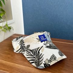 ライブランロゴ入りサンバイザー🧢 ホワイト色