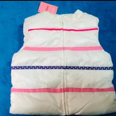 新品 ジンボリー GYMBOREE★中綿ベスト 白 4T-5T 100-110のサムネイル