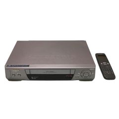 パナソニック　VHSビデオデッキ　NV-HB100　97年製