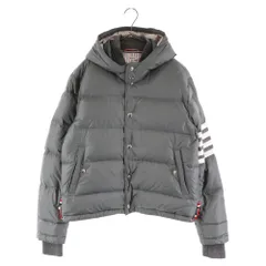 THOM BROWNE (トムブラウン) ミディアムグレー マットナイロン 4BAR ダウンボンバージャケット MJD061X-05411035 グレーのサムネイル