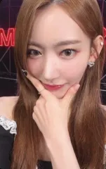 【中古】コレクションカード(女性) LE SSERAFIM/SAKURA(サクラ)/裏面黒/CD「FEARLESS＜初回限定メンバーソロジャケット盤＞」(PDCN-5097)封入特典セルフィーフォトカード