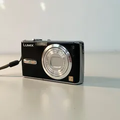 Panasonic LUMIX ルミックス コンデジ DMC-FX07 ブラック Panasonic LUMIX DMC-FX07 7.2MP Digital Camera FOR PARTS NOT