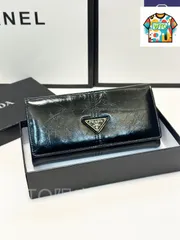 【今日特価】Prada プラダ オイルレザー二つ折り財布 耐久性に優れ、仕上げ精良-WTO輸入2