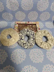 シュシュ　インド刺繍リボン　リボン　ヘアアクセサリー