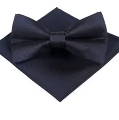 蝶ネクタイ　ポケットチーフ　2点セット　結婚式　発表会　パーティー　イベント　卒園式　卒業式　入学式　入園式　入社式　父の日　ブラック色　無地　ワンタッチネクタイ　スーツ　ワイシャツ　格安　小物　メンズ蝶ネクタイ　チーフ　2点　セット