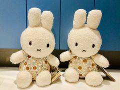 お顔確認つきミッフィーぬいぐるみリトルダッチ社ヴィンテージリトルフラワー柄25cm　オランダnijntjemiffy ブルーナ