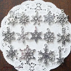 スノー フレーク チャーム 雪の結晶 14種 セット クリスマス アクセサリーパーツ 雑貨 小物 雪 ビーズ
