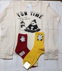 N1057. パンダ長袖Tシャツ＆靴下2足セットM