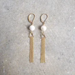 Ouca（ウーサ）ピアス／独創的でしなやかなフォルムにこだわったピアスコレクション/パール×14KGFフリンジ