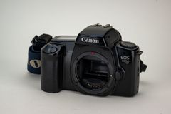 Canon EOS 1000QD 一眼レフ フィルムカメラ - メルカリ