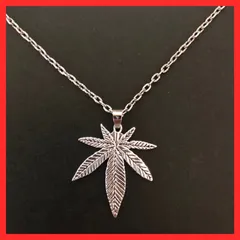 10K マリファナ ペンダント縦3.5cm 横2.0cm