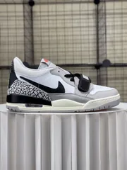 お値下げしました??即購入?? Nike Air Jordan legacy aj312 cd7069-101 箱付 男女兼用
