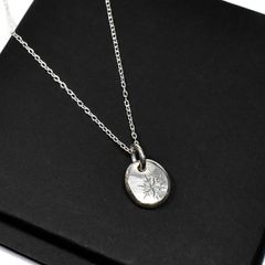 雪の結晶模様　シルバー ネックレス No-01
