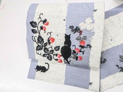 【京松】リサイクル着物 八寸名古屋帯 オリジナル お太鼓柄 猫といちご 正絹 sok7b07-27