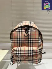 【今日特価】Burberry The Rucksack 2025 Spring Military Backpack / バーバリー ザ ラックサック 2025 年春 ミリタリーバックパック