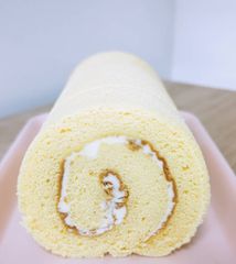 バタークリームロールケーキ