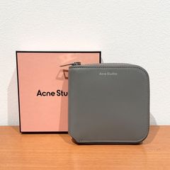 ⭐️未使用品⭐️ Acne Studios 三つ折り財布 レザーウォレット