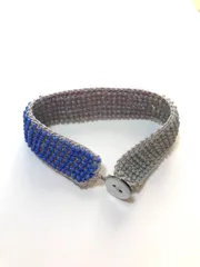 ビーズニットブレスレット