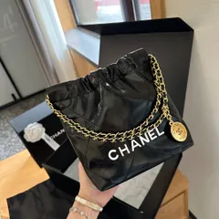 販売特価［美品22年新作］CHANEL マトラッセ イヤリング B22S アクセサリー