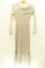 【中古】 SNIDEL レディースワンピース F シアーブロッキングワンショルワンピース SNIDEL F ベージュ 肌色 無地