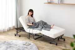 折りたたみベッド　セミシングル　電動ベッド　マットレス　ベッド　折りたたみ　電動　キャスター付き　高級感